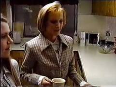 Lingerie Mania presents: Zwei werden pissnass